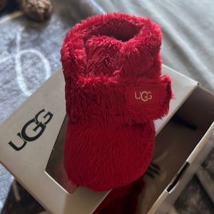 Red baby uggs